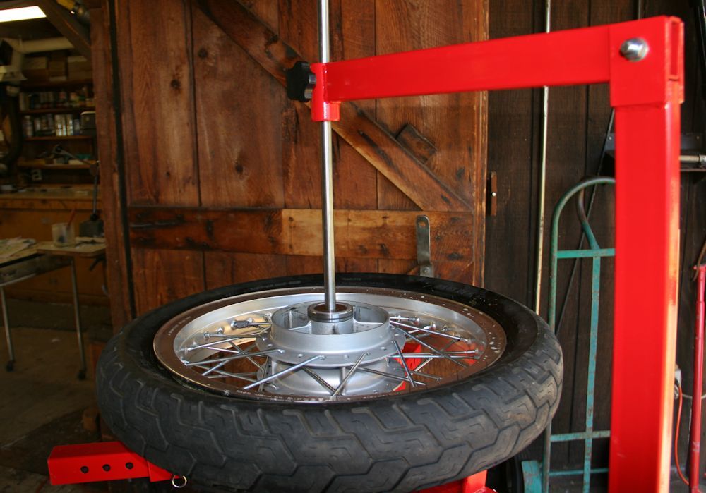 Harbor Freight MC tire changer making it actually work DO THE TON